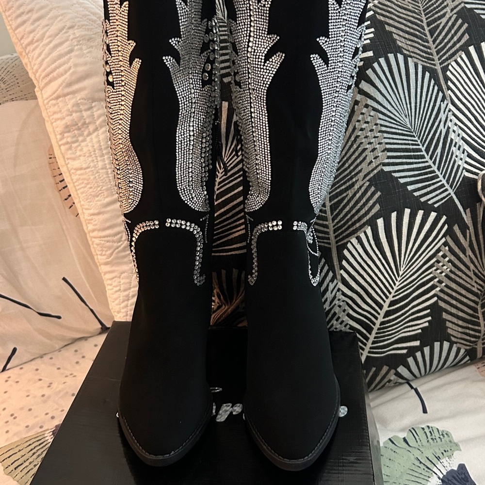 Forever 21 Black Rhinestone Western Mid-Calf Boots - Picture 5 of 7